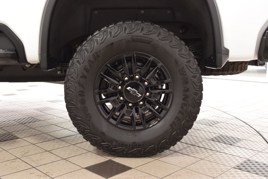 2024 Chevrolet Silverado 2500HD 4WD Crew Cab 159" ZR2 - 23079796 - 30