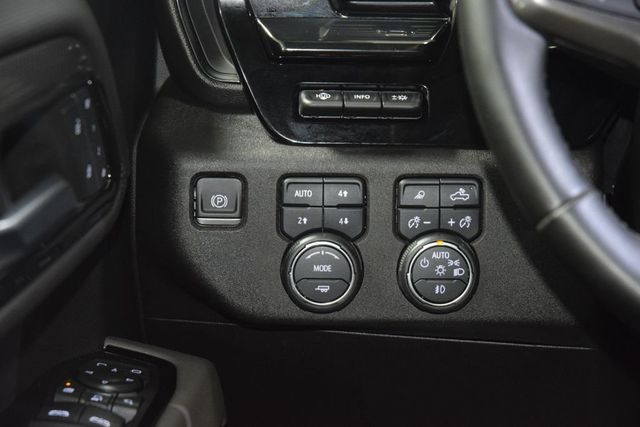 2024 Chevrolet Silverado 2500HD 4WD Crew Cab 159" ZR2 - 23079796 - 39