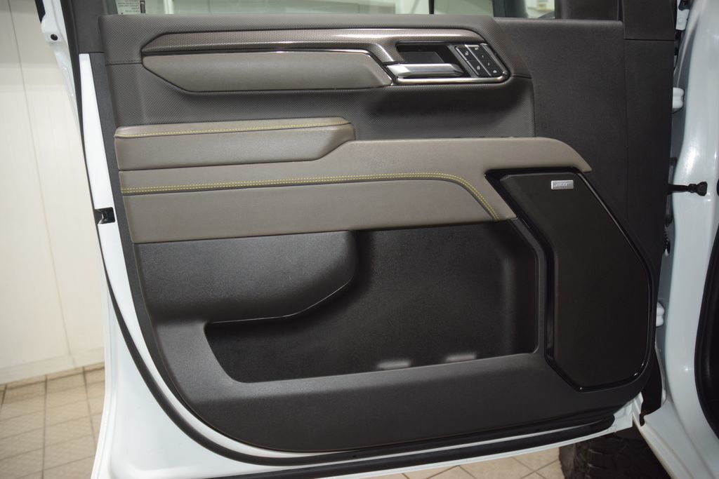 2024 Chevrolet Silverado 2500HD 4WD Crew Cab 159" ZR2 - 23079796 - 49