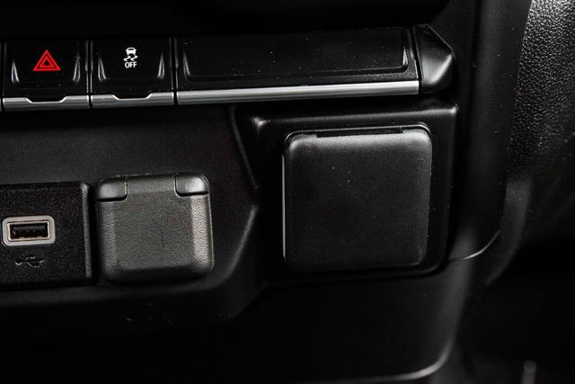 2024 Chevrolet Silverado 2500HD 4WD Crew Cab 172" Custom - 23053204 - 25