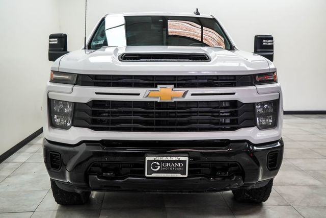 2024 Chevrolet Silverado 2500HD 4WD Crew Cab 172" Custom - 23053204 - 5