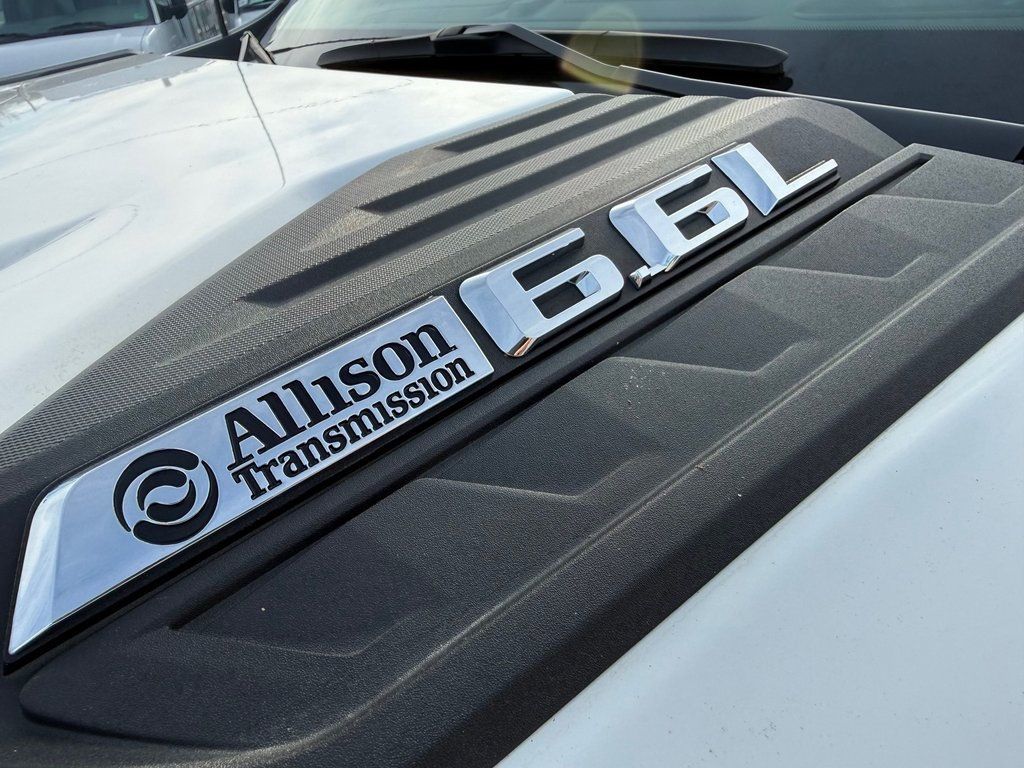 2024 Chevrolet Silverado 2500HD Custom - 22998672 - 7