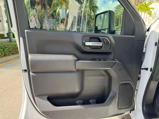 2024 Chevrolet Silverado 2500HD Custom Pickup 4D 6 1/2 ft - 22968835 - 20