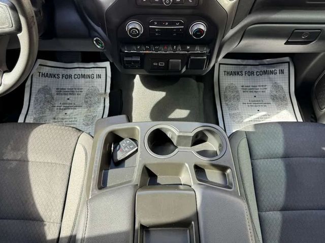 2024 Chevrolet Silverado 2500HD Custom Pickup 4D 6 1/2 ft - 22968835 - 24