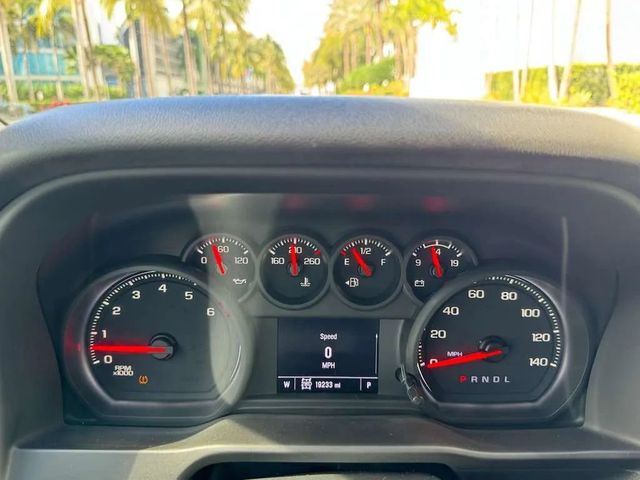 2024 Chevrolet Silverado 2500HD Custom Pickup 4D 6 1/2 ft - 22968835 - 31