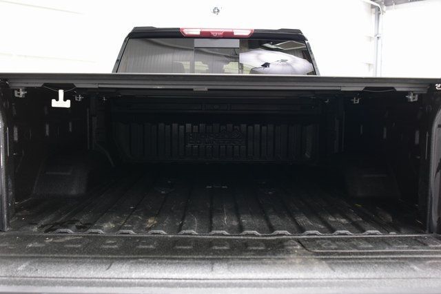 2024 Chevrolet Silverado 2500HD High Country Premium Midnight Edition Z71 - 22893730 - 21