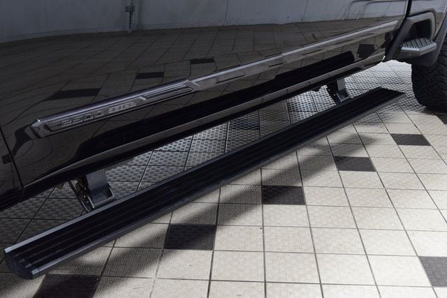 2024 Chevrolet Silverado 2500HD High Country Premium Midnight Edition Z71 - 22893730 - 23