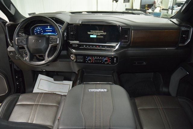 2024 Chevrolet Silverado 2500HD High Country Premium Midnight Edition Z71 - 22893730 - 29