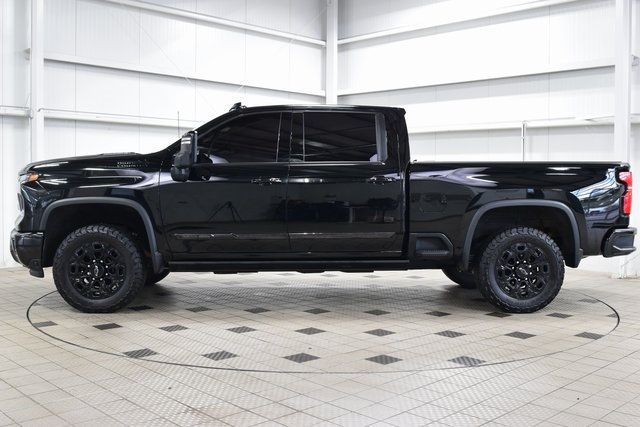 2024 Chevrolet Silverado 2500HD High Country Premium Midnight Edition Z71 - 22893730 - 3