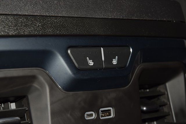 2024 Chevrolet Silverado 2500HD High Country Premium Midnight Edition Z71 - 22893730 - 43