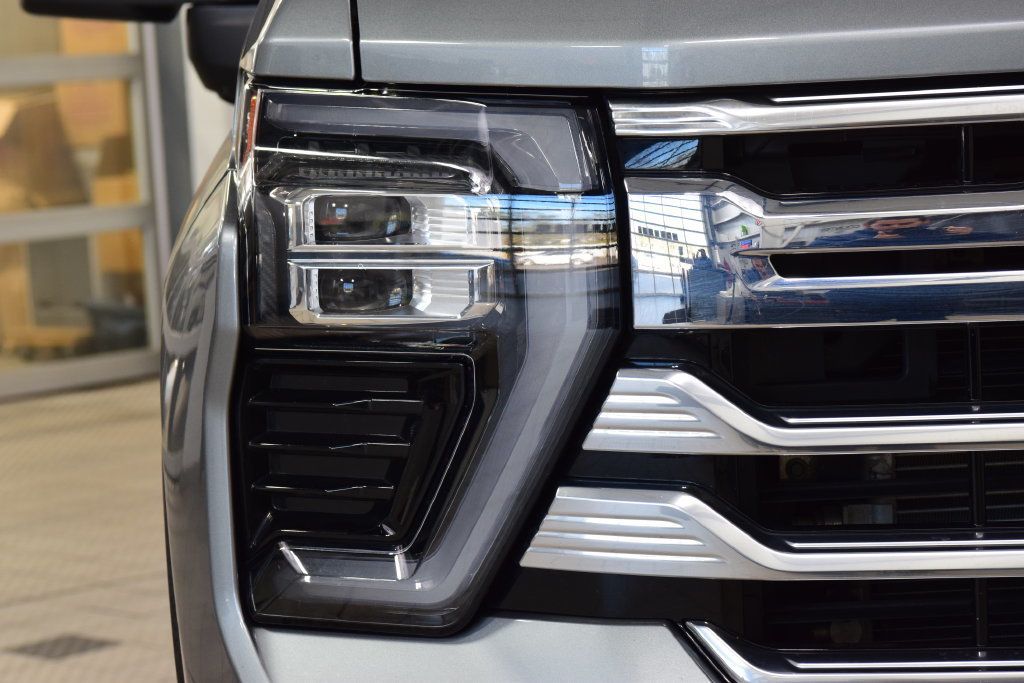 2024 Chevrolet Silverado 2500HD High Country Premium Z71 - 23093455 - 9