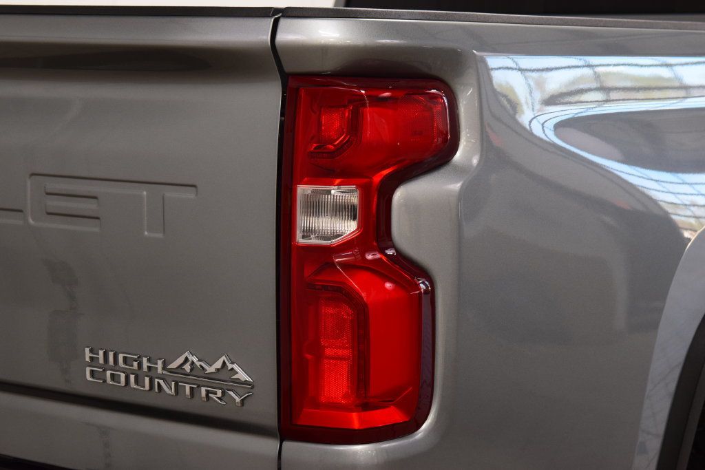 2024 Chevrolet Silverado 2500HD High Country Premium Z71 - 23093455 - 17