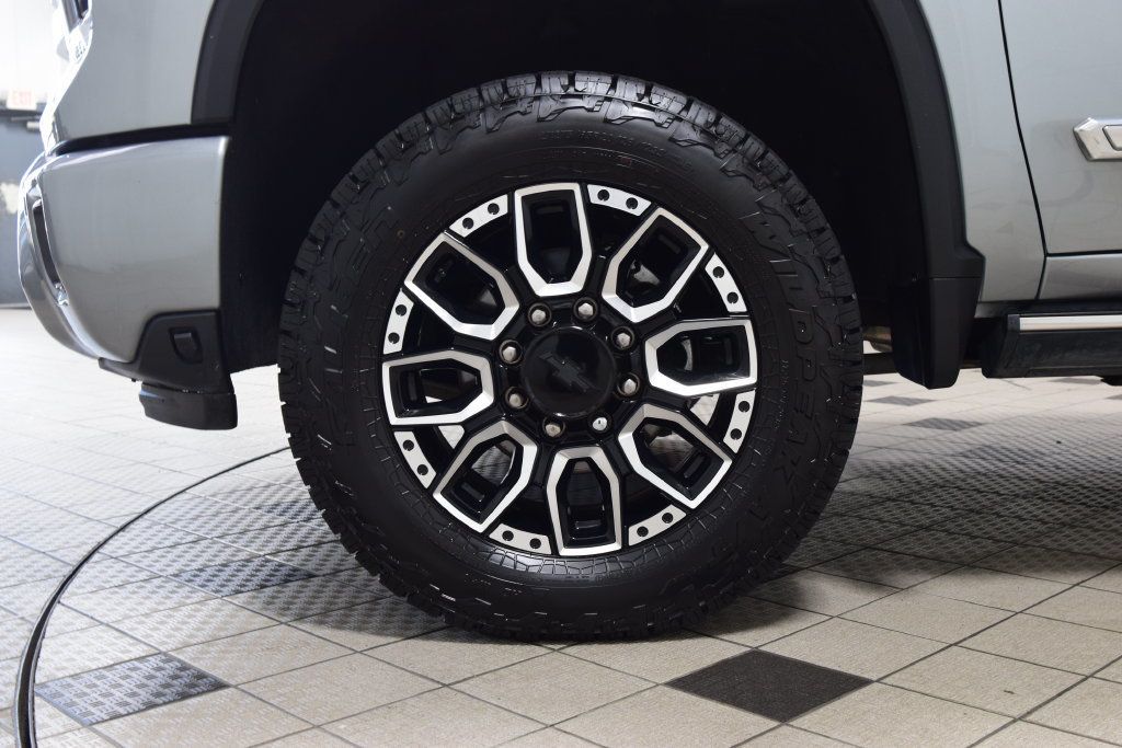 2024 Chevrolet Silverado 2500HD High Country Premium Z71 - 23093455 - 24