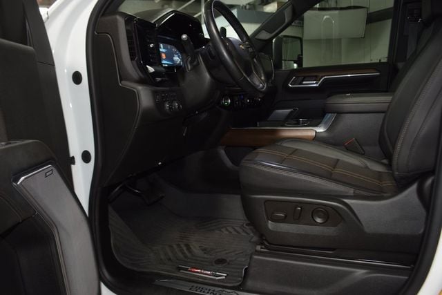 2024 Chevrolet Silverado 2500HD High Country Premium Z71 Lifted - 22871981 - 42