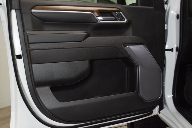 2024 Chevrolet Silverado 2500HD High Country Premium Z71 Lifted - 22871981 - 48