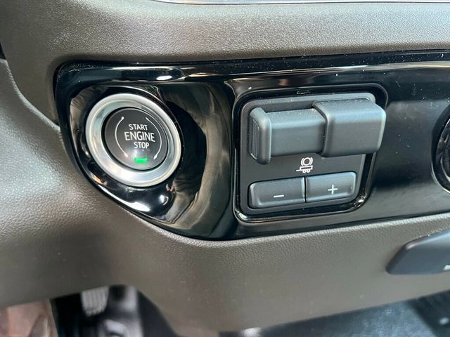 2024 Chevrolet Silverado 2500HD LT Z71 Off Road 4x4 Regular Cab 8 Foot Bed 6.6L  - 22974911 - 27