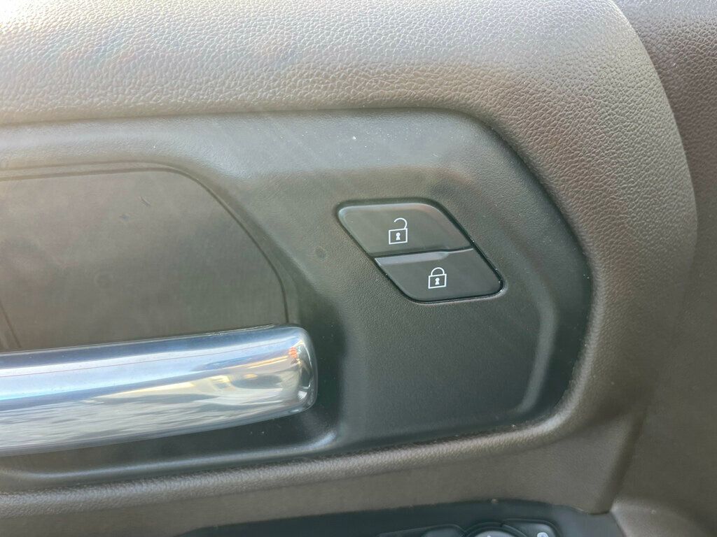 2024 Chevrolet Silverado 2500HD LT Z71 Off Road 4x4 Regular Cab 8 Foot Bed 6.6L  - 22974911 - 32