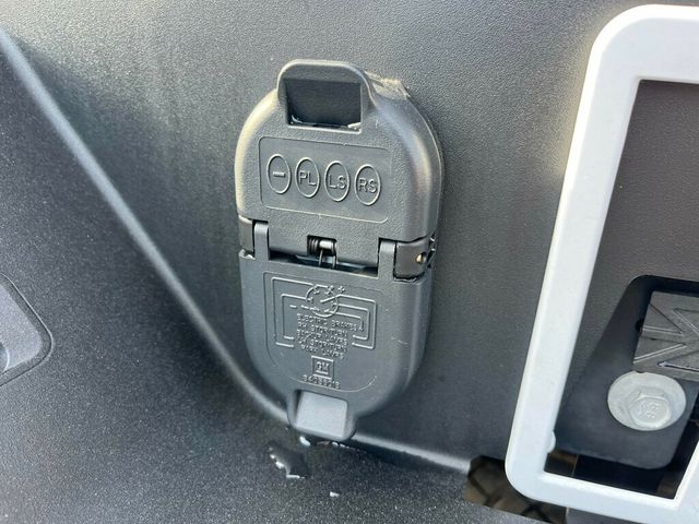 2024 Chevrolet Silverado 2500HD LT Z71 Off Road 4x4 Regular Cab 8 Foot Bed 6.6L  - 22974911 - 7