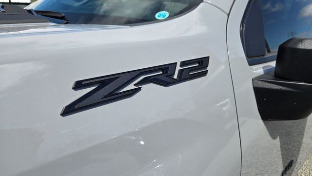 2024 Chevrolet Silverado 2500HD ZR2 - 23000852 - 9