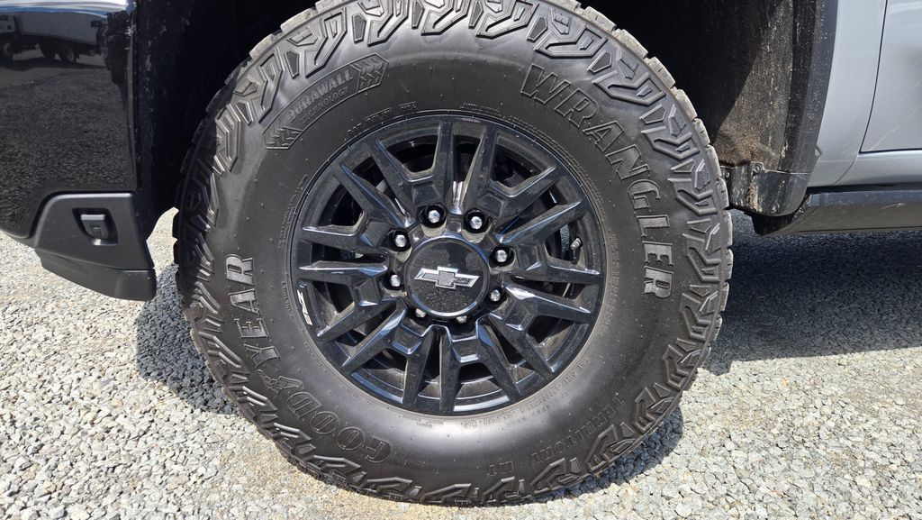 2024 Chevrolet Silverado 2500HD ZR2 - 23000852 - 11