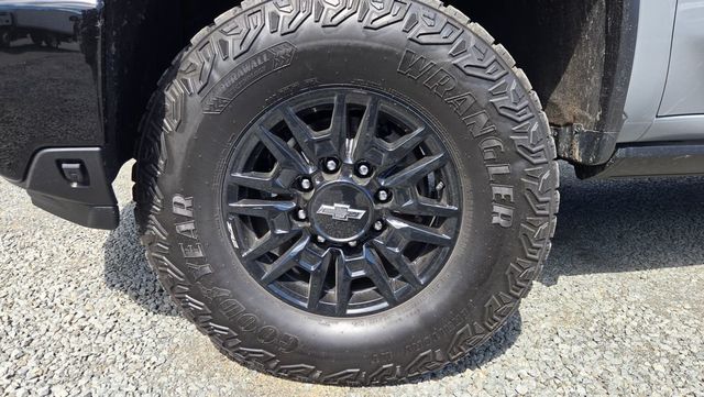 2024 Chevrolet Silverado 2500HD ZR2 - 23000852 - 11