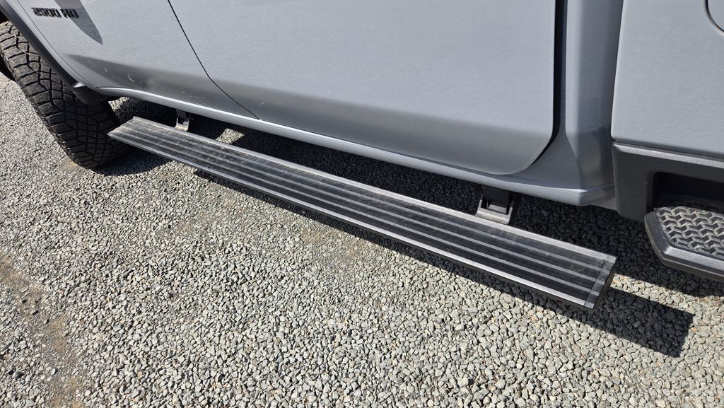 2024 Chevrolet Silverado 2500HD ZR2 - 23000852 - 14