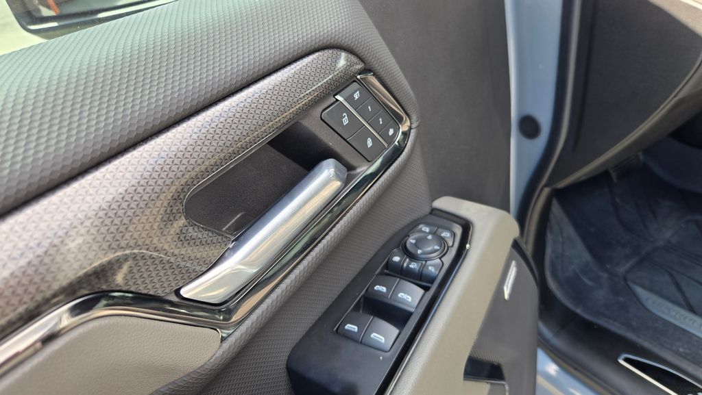 2024 Chevrolet Silverado 2500HD ZR2 - 23000852 - 16