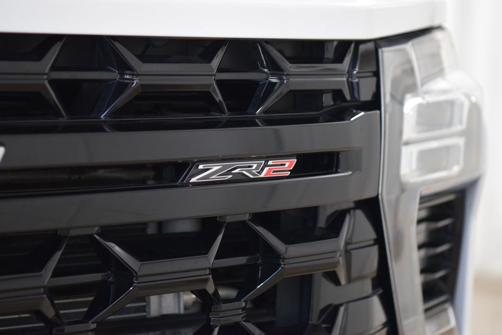 2024 Chevrolet Silverado 2500HD ZR2 w/ Technology Package - 23079796 - 12