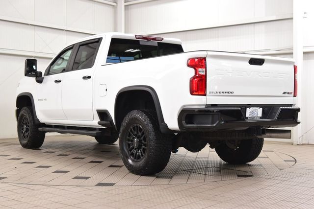 2024 Chevrolet Silverado 2500HD ZR2 w/ Technology Package - 23079796 - 4