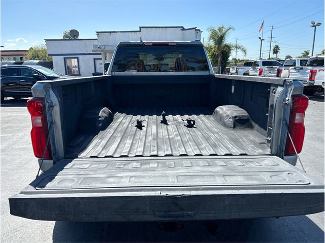 2024 Chevrolet Silverado 3500 HD Crew Cab LT DUALLY 4X4 DIESEL BACK UP CAM 1 OWNER CLEAN - 23095042 - 24