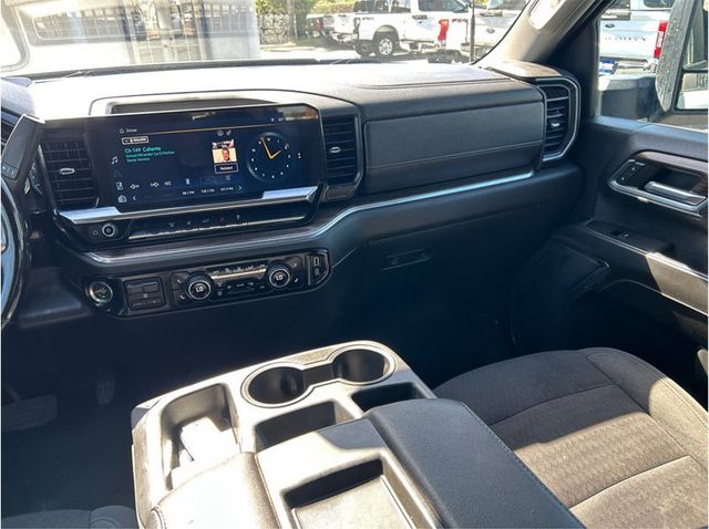 2024 Chevrolet Silverado 3500 HD Crew Cab LT DUALLY 4X4 DIESEL BACK UP CAM 1 OWNER CLEAN - 23095042 - 28