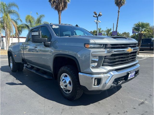 2024 Chevrolet Silverado 3500 HD Crew Cab LT DUALLY 4X4 DIESEL BACK UP CAM 1 OWNER CLEAN - 23095042 - 2