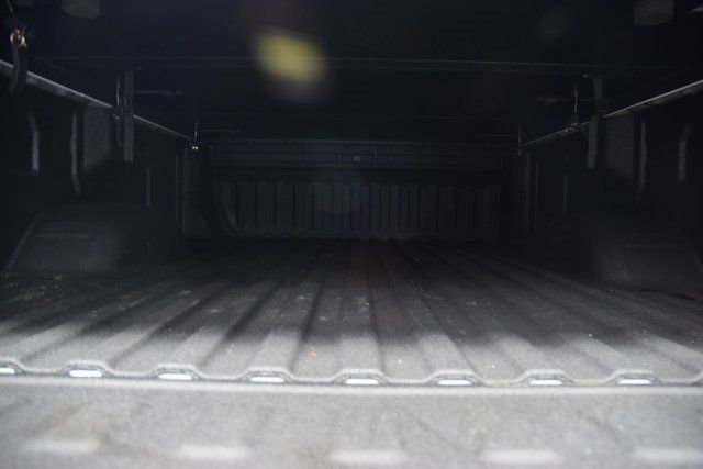 2024 Chevrolet Silverado 3500HD 3500HD CREW 4X4 * 6.6 V8 * 8' BED * 1 OWNER * LIKE NEW - 22935388 - 15