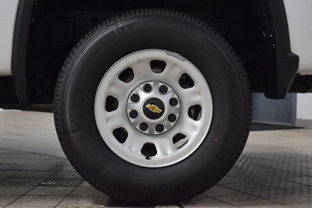 2024 Chevrolet Silverado 3500HD 3500HD CREW 4X4 * 6.6 V8 * 8' BED * 1 OWNER * LIKE NEW - 22935388 - 17
