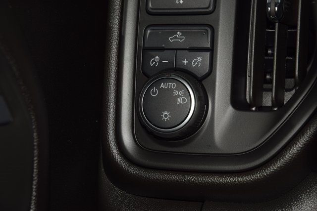 2024 Chevrolet Silverado 3500HD 3500HD CREW 4X4 * 6.6 V8 * 8' BED * 1 OWNER * LIKE NEW - 22935388 - 26