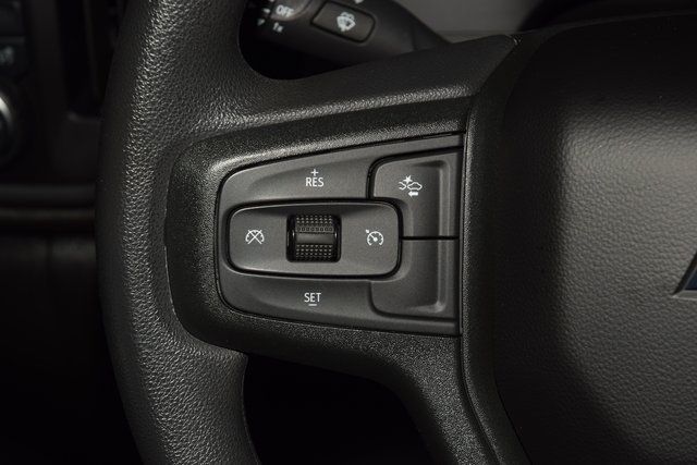 2024 Chevrolet Silverado 3500HD 3500HD CREW 4X4 * 6.6 V8 * 8' BED * 1 OWNER * LIKE NEW - 22935388 - 29