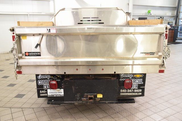 2024 Chevrolet Silverado 3500HD 3500HD CREW 4X4 * 6.6 V8 * 9' DUMP W/DROP SIDES * 16K MILES - 22934794 - 3