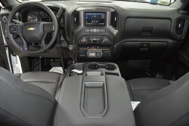 2024 Chevrolet Silverado 3500HD 3500HD CREW 4X4 * 6.6 V8 * STAKE BODY * NEW BOSS PLOW - 22919722 - 17