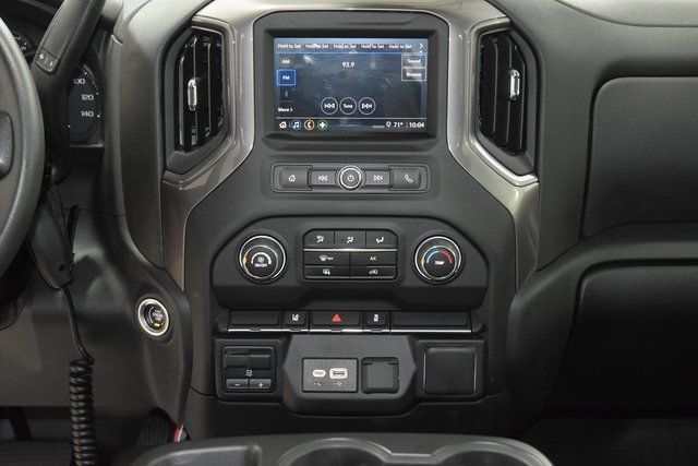 2024 Chevrolet Silverado 3500HD 3500HD CREW 4X4 * 6.6 V8 * STAKE BODY * NEW BOSS PLOW - 22919722 - 18