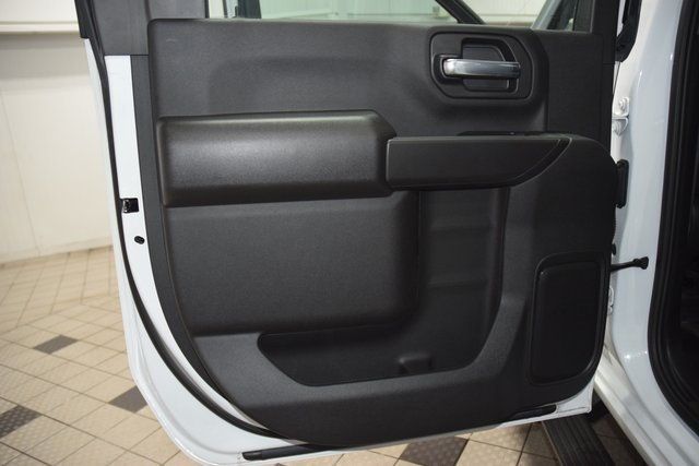 2024 Chevrolet Silverado 3500HD 3500HD CREW 4X4 * 6.6 V8 * STAKE BODY * NEW BOSS PLOW - 22919722 - 33