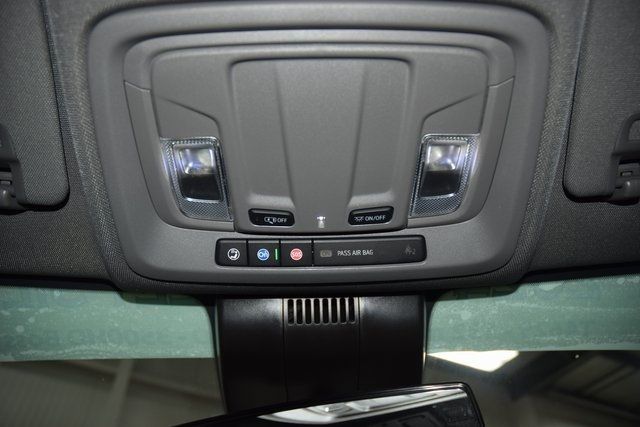 2024 Chevrolet Silverado 3500HD 3500HD CREW 4X4 * 6.6 V8 * STAKE BODY * NEW BOSS PLOW - 22919722 - 37