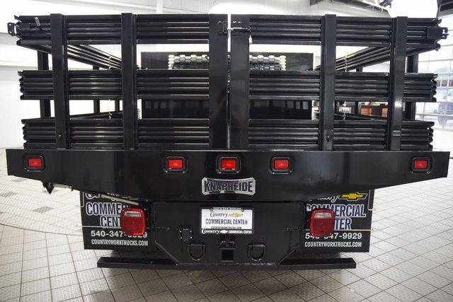 2024 Chevrolet Silverado 3500HD 3500HD CREW 4X4 * 6.6 V8 * STAKE BODY * NEW BOSS PLOW - 22919722 - 3