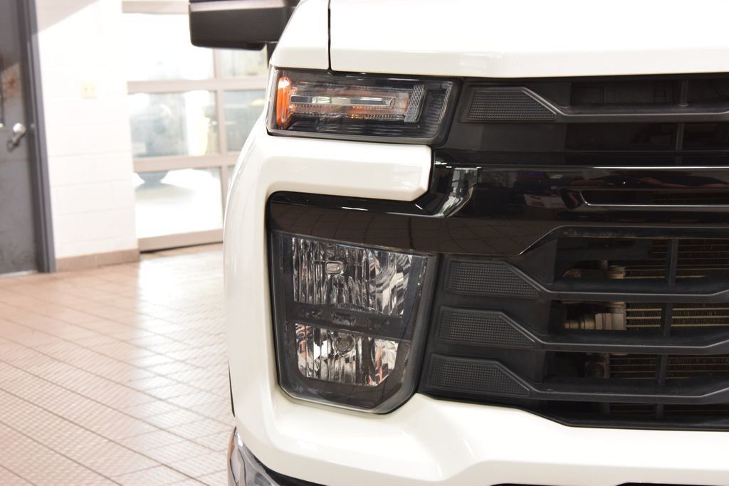 2024 Chevrolet Silverado 3500HD 3500HD CREW 4X4 * DURAMAX * 9' FLATBED * LOCAL TRADE - 23011475 - 5