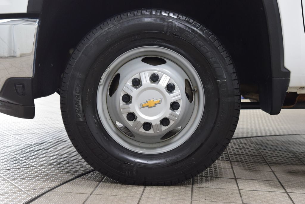2024 Chevrolet Silverado 3500HD 3500HD CREW 4X4 * DURAMAX * 9' READING UTILITY * 1 OWNER - 23046207 - 17