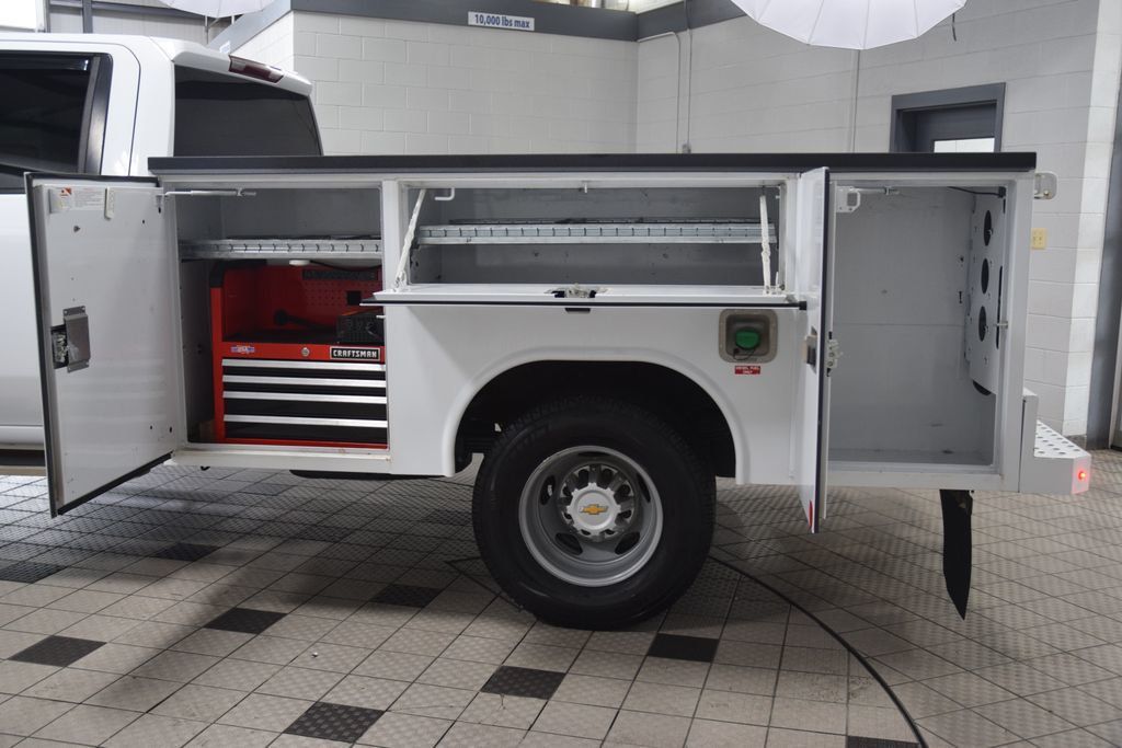 2024 Chevrolet Silverado 3500HD 3500HD CREW 4X4 * DURAMAX * 9' READING UTILITY * 1 OWNER - 23046207 - 41