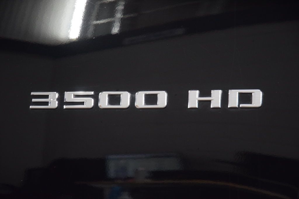 2024 Chevrolet Silverado 3500HD 3500HD CREW 4X4 * DURAMAX * 9' UTILITY W/ VANAIR COMPRESSOR - 23078666 - 9