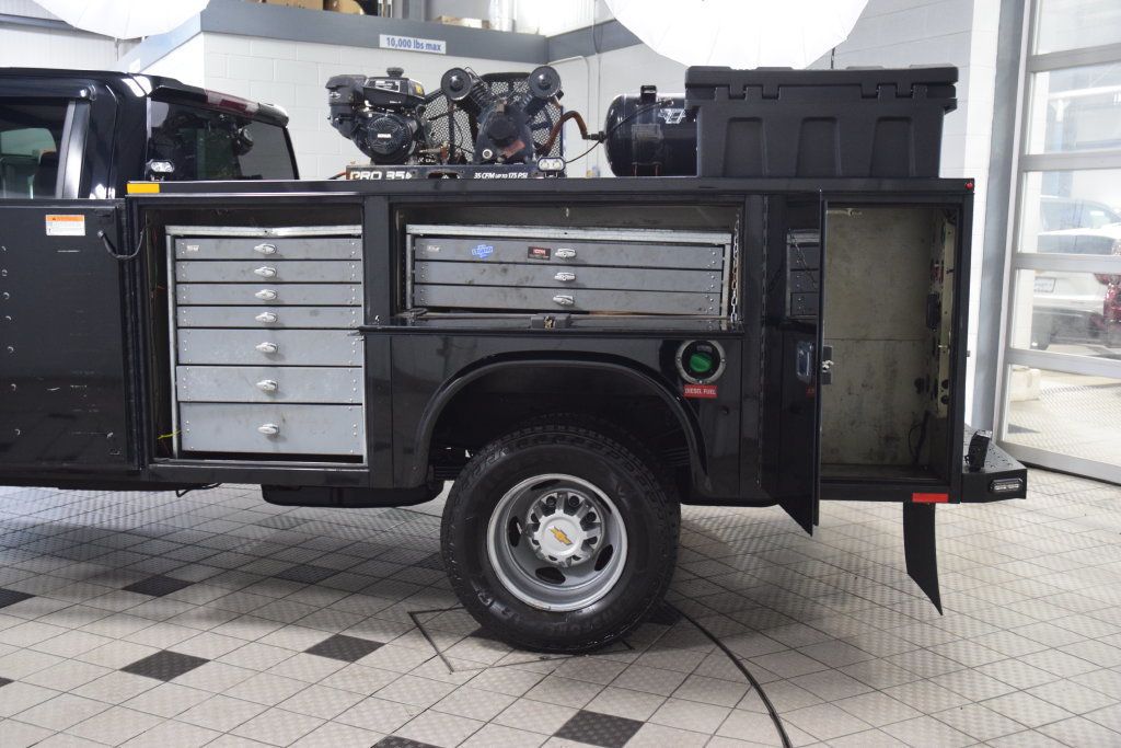 2024 Chevrolet Silverado 3500HD 3500HD CREW 4X4 * DURAMAX * 9' UTILITY W/ VANAIR COMPRESSOR - 23078666 - 18