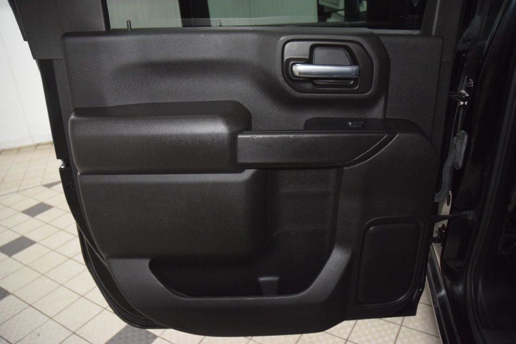 2024 Chevrolet Silverado 3500HD 3500HD CREW 4X4 * DURAMAX * 9' UTILITY W/ VANAIR COMPRESSOR - 23078666 - 35