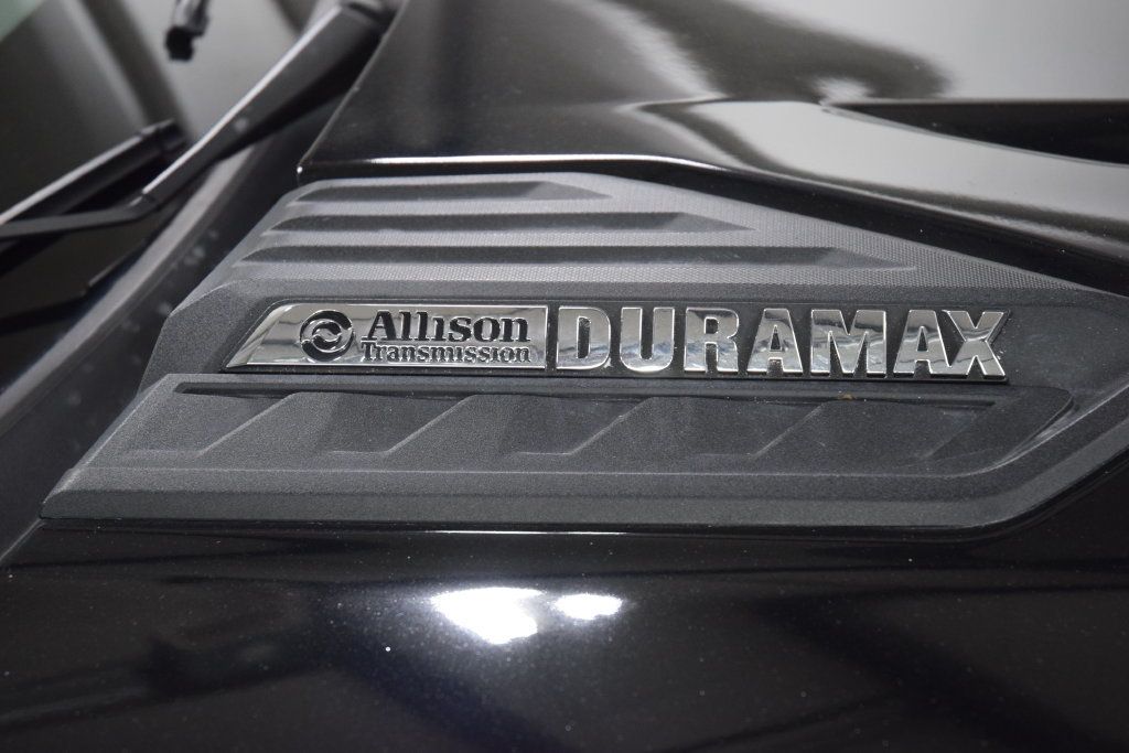 2024 Chevrolet Silverado 3500HD 3500HD CREW 4X4 * DURAMAX * 9' UTILITY W/ VANAIR COMPRESSOR - 23078666 - 8