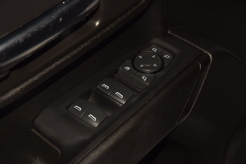 2024 Chevrolet Silverado 3500HD 3500HD CREW 4X4 * DURAMAX * KNAPHEIDE KUV * 1 OWNER - 23078189 - 33